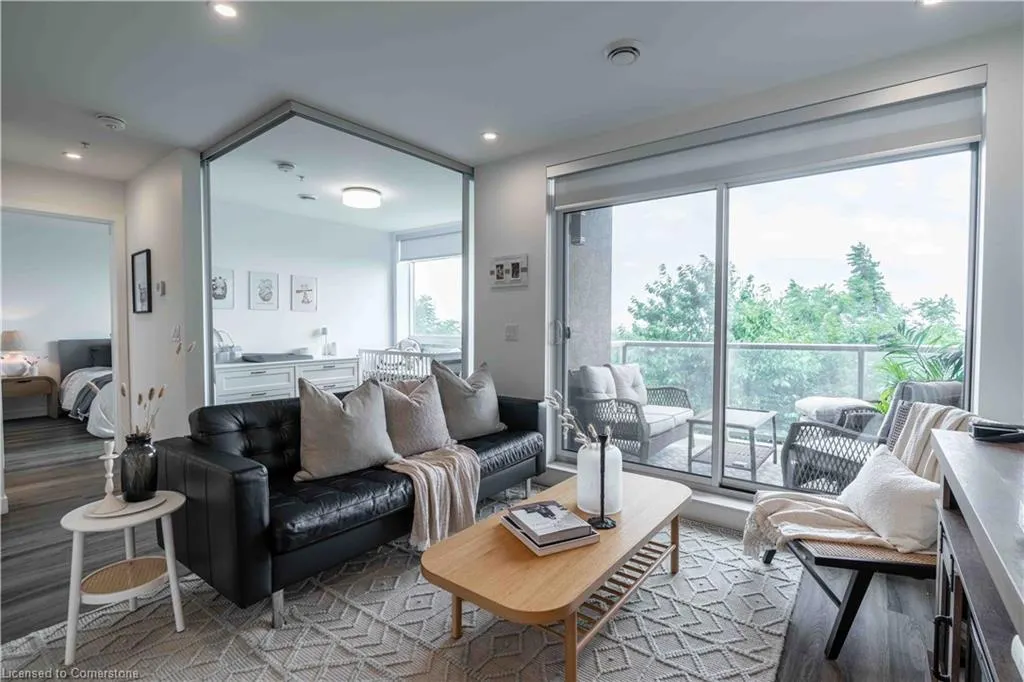 455 Charlton Avenue E, #306