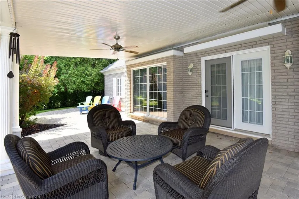111 St Andrews Drive