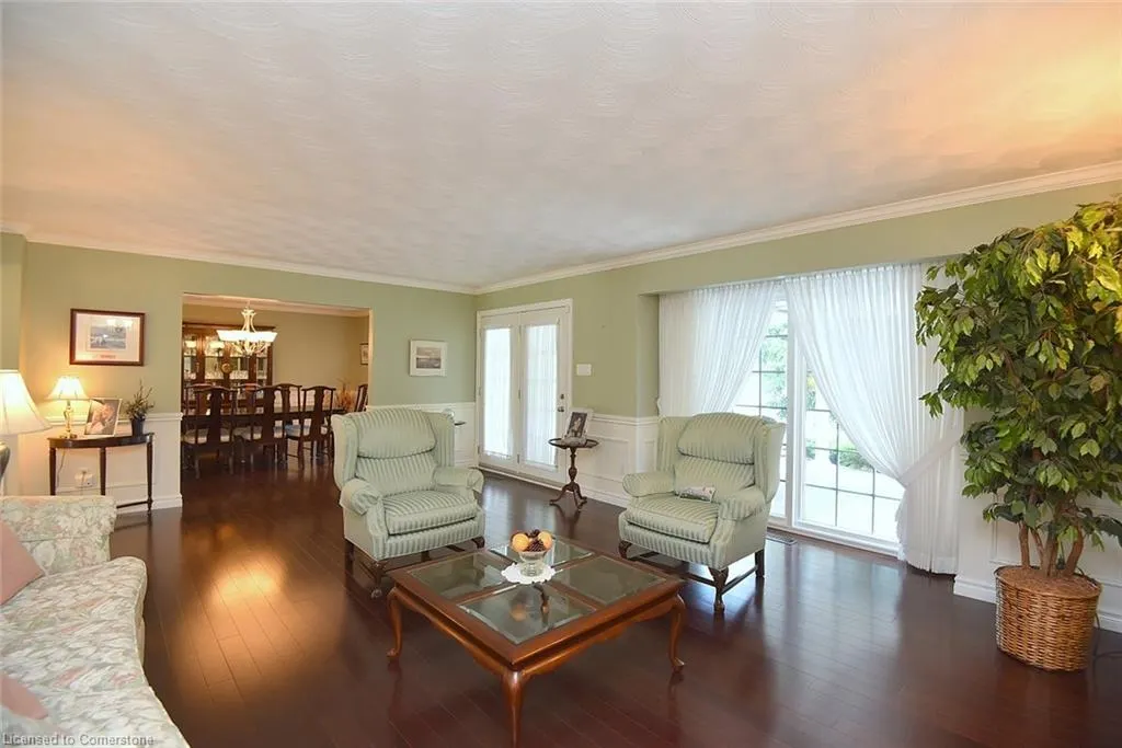 111 St Andrews Drive