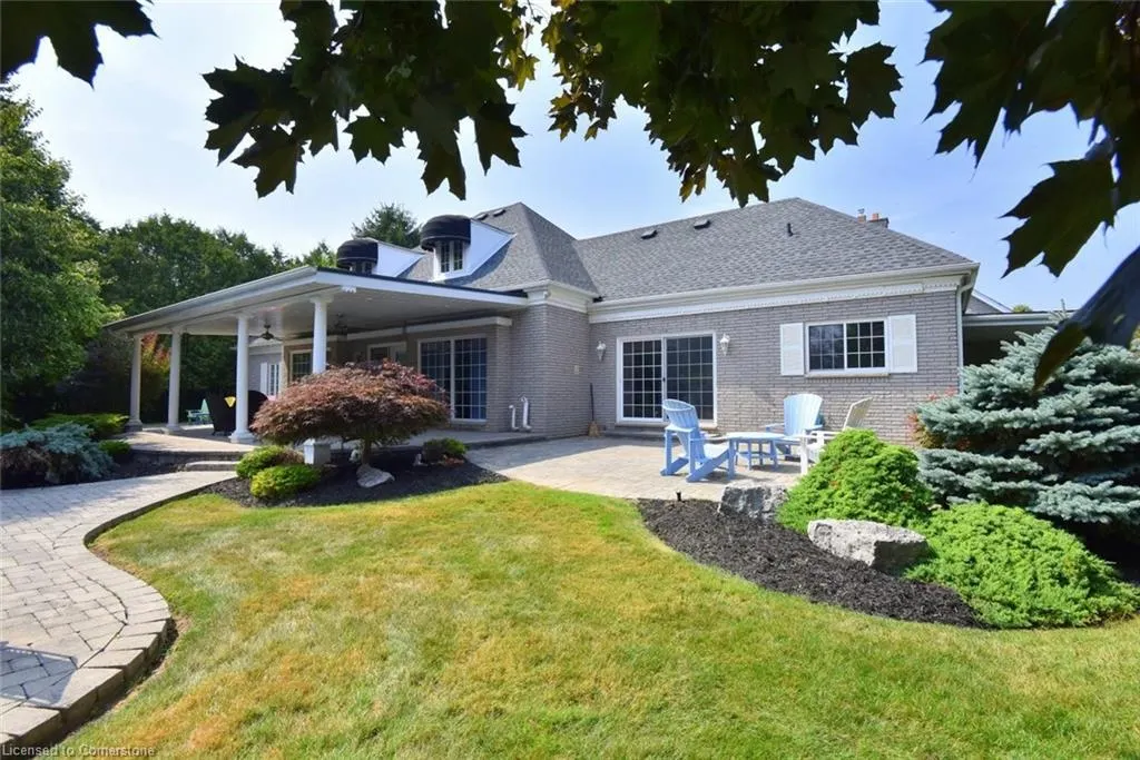 111 St Andrews Drive