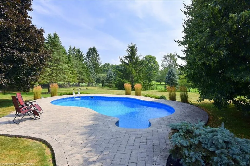 111 St Andrews Drive