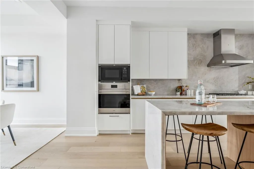 138 East Street, #5