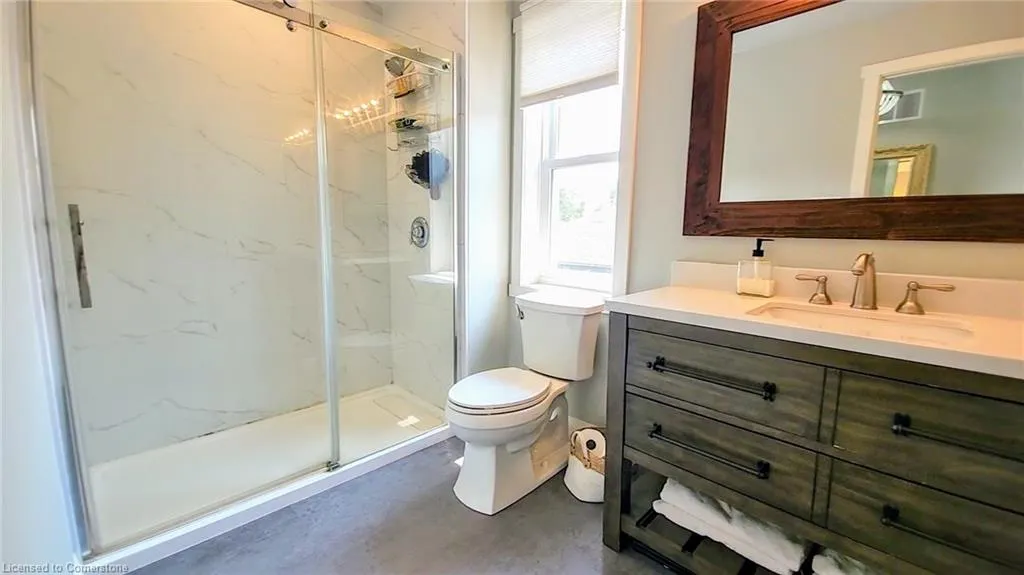 324 East 43rd Street