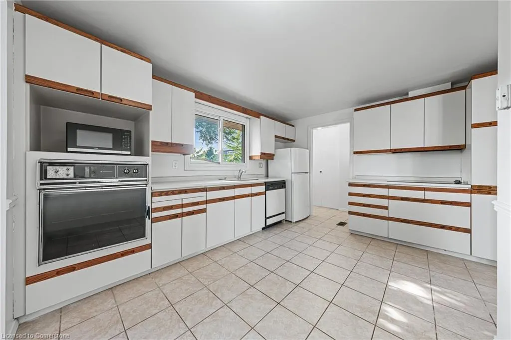 6 Kovac Road