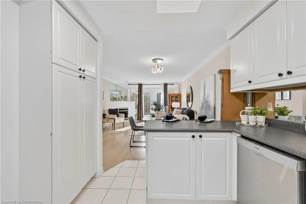 810 Golf Links Road, #2