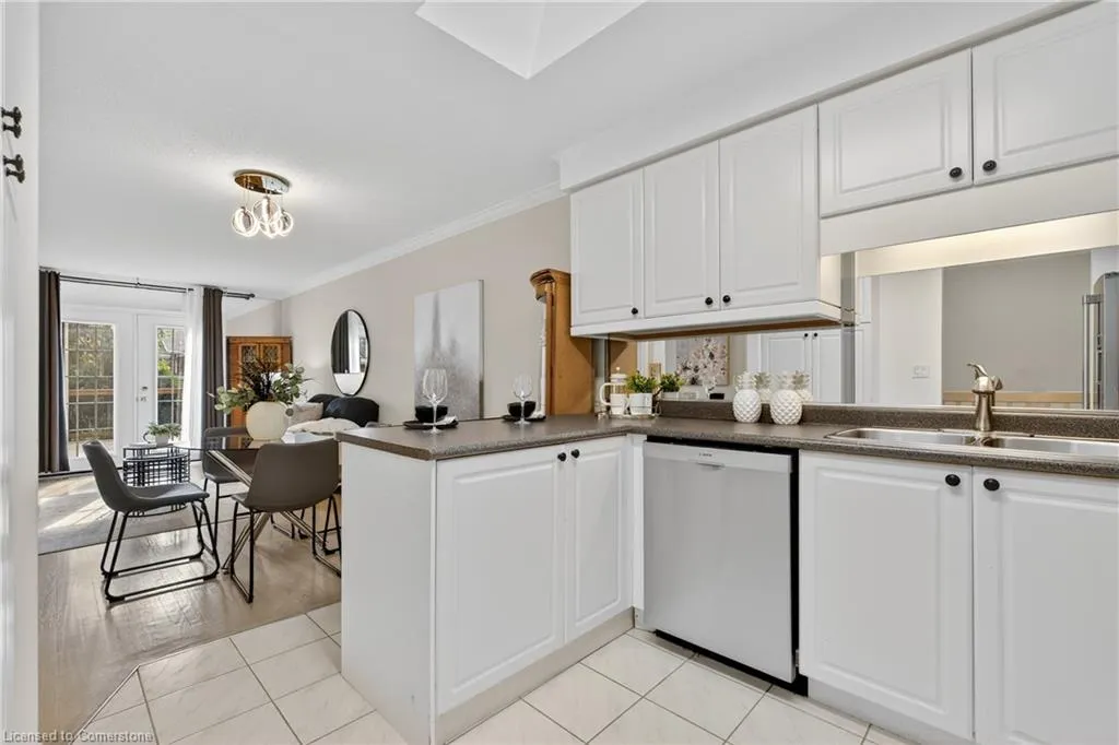 810 Golf Links Road, #2