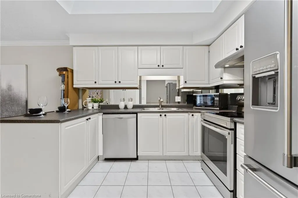 810 Golf Links Road, #2