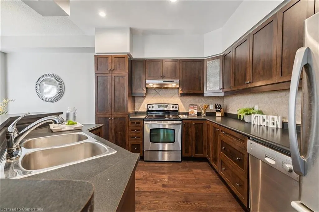 5080 Fairview Street, #72