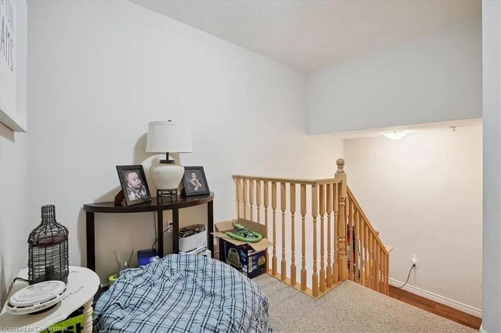 85 Charleswood Crescent