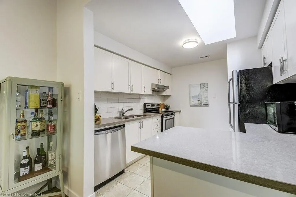 2055 Walkers Line, #234