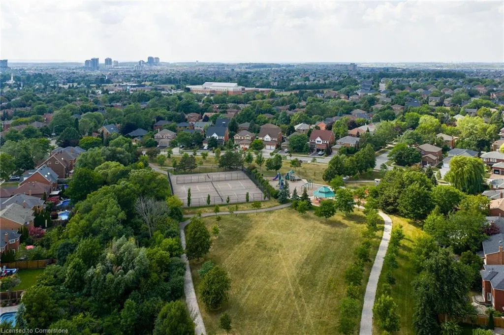 2006 Glenada Crescent, #7