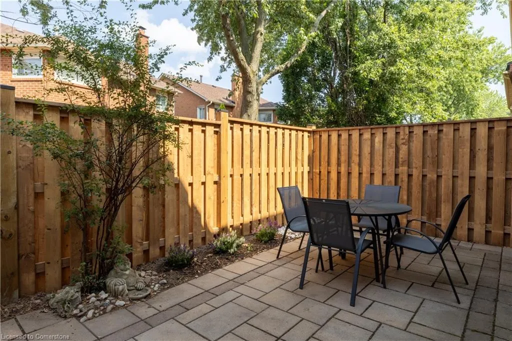 2006 Glenada Crescent, #7