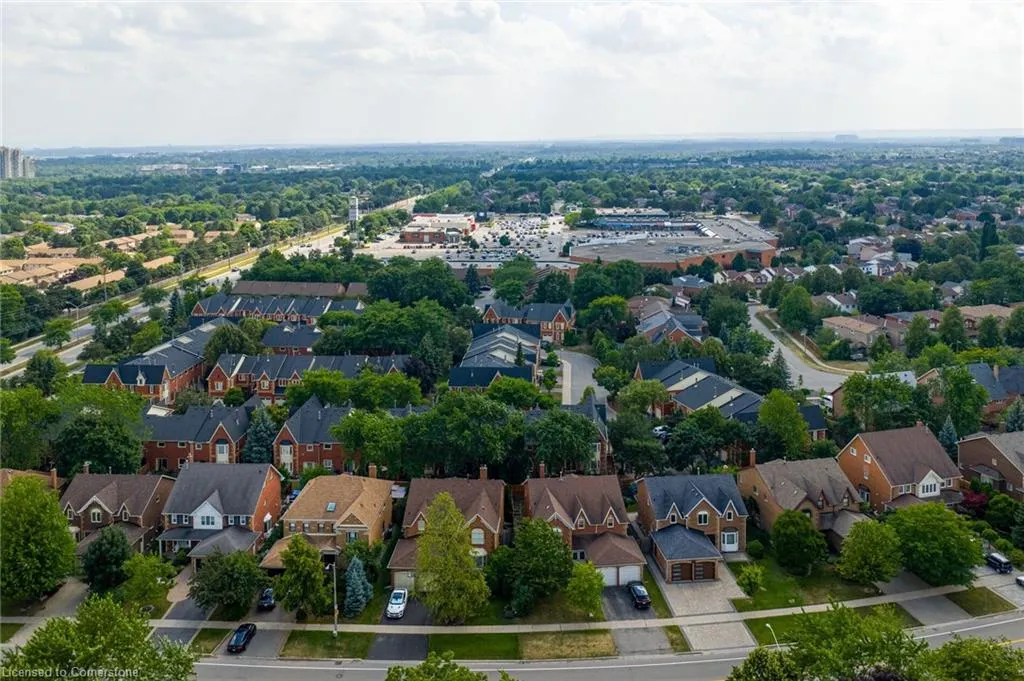 2006 Glenada Crescent, #7