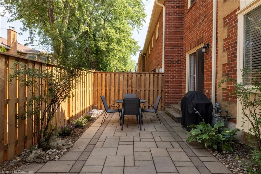 2006 Glenada Crescent, #7