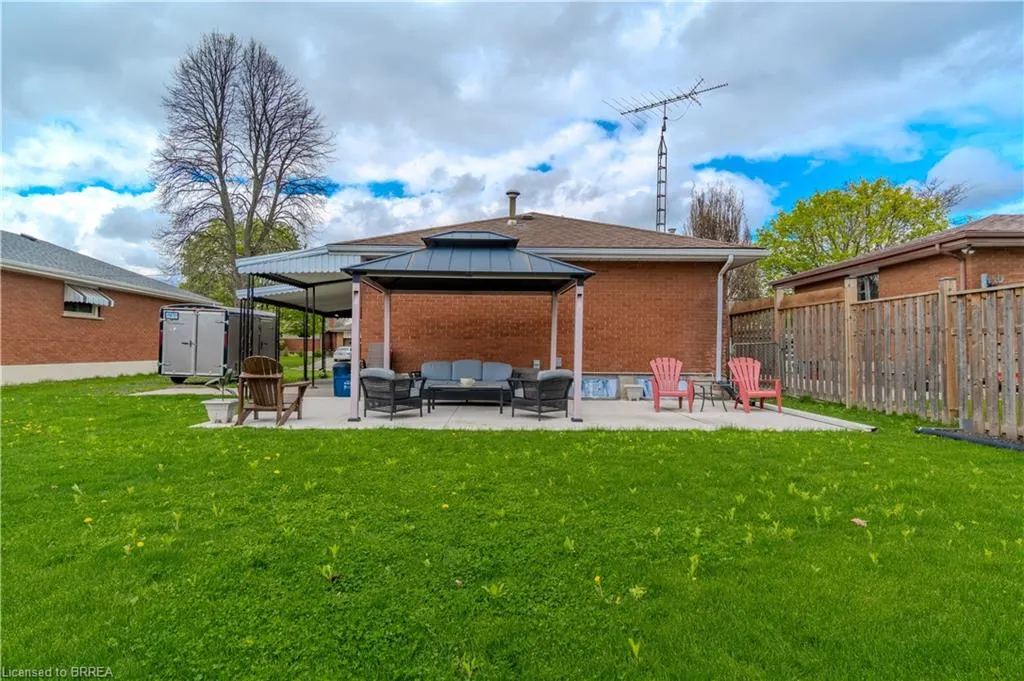 43 Linden Avenue