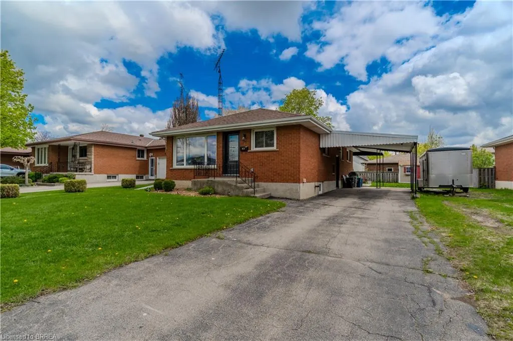 43 Linden Avenue