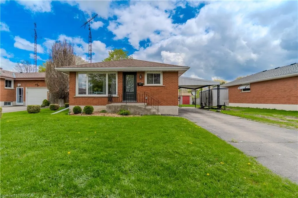 43 Linden Avenue