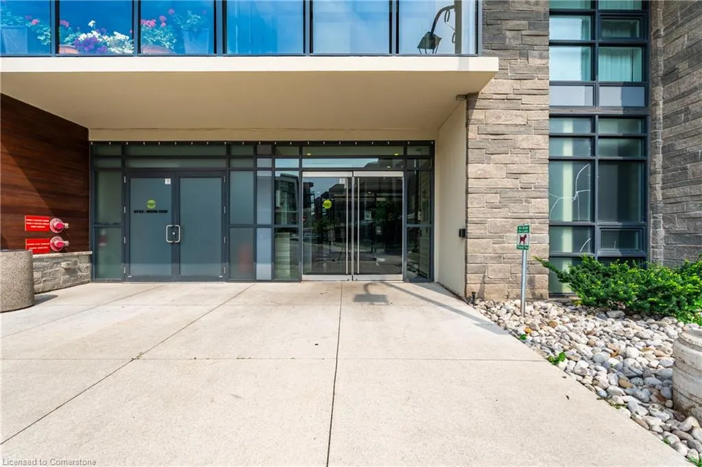 101 Shoreview Place, #530