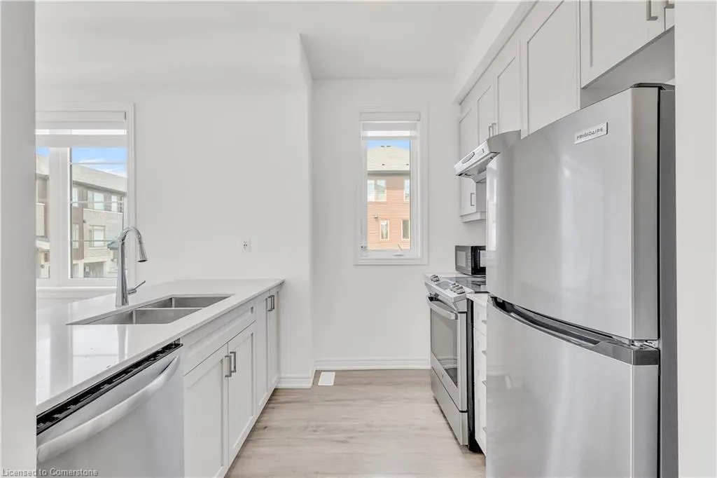 575 Woodward Avenue, #72