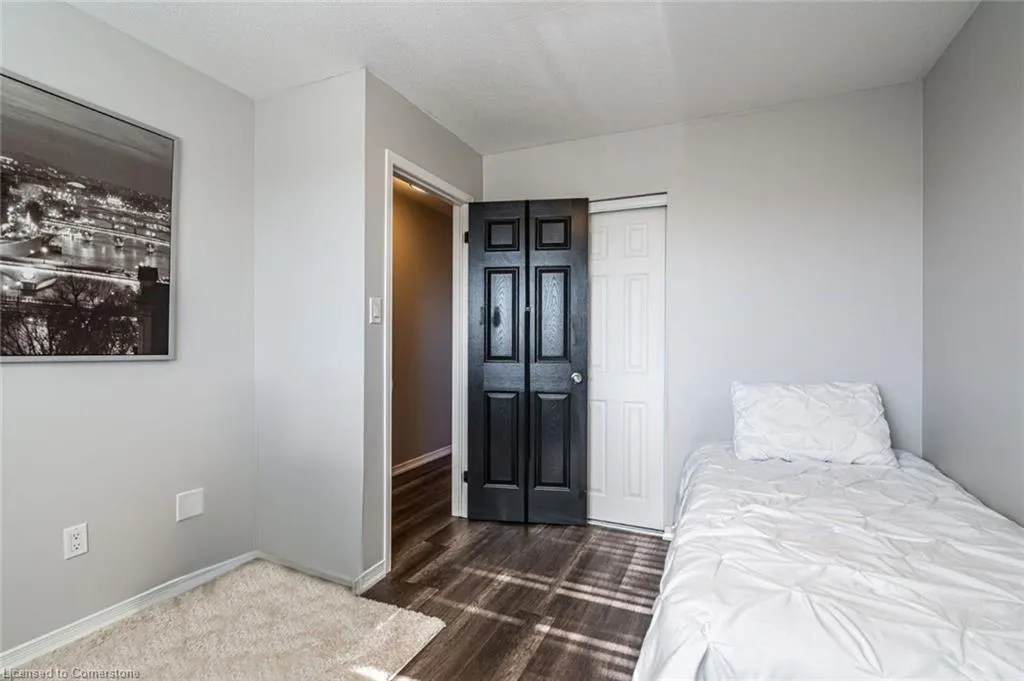 2 Bronte Court