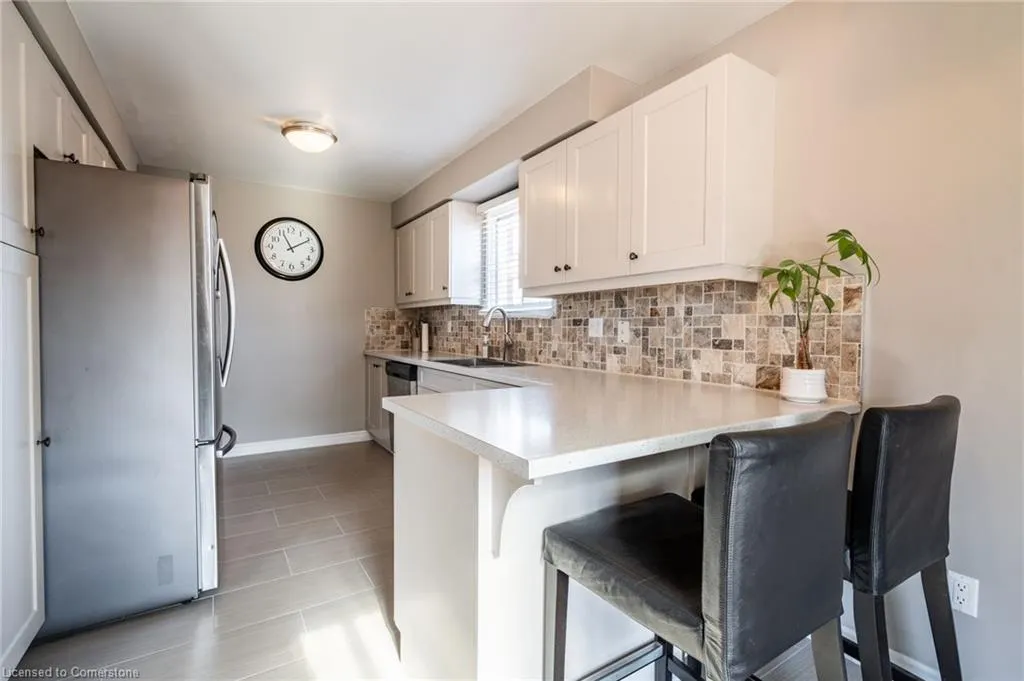 2 Bronte Court