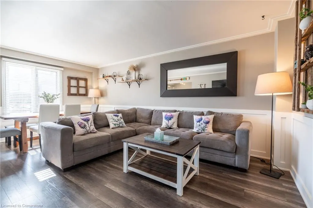 2 Bronte Court