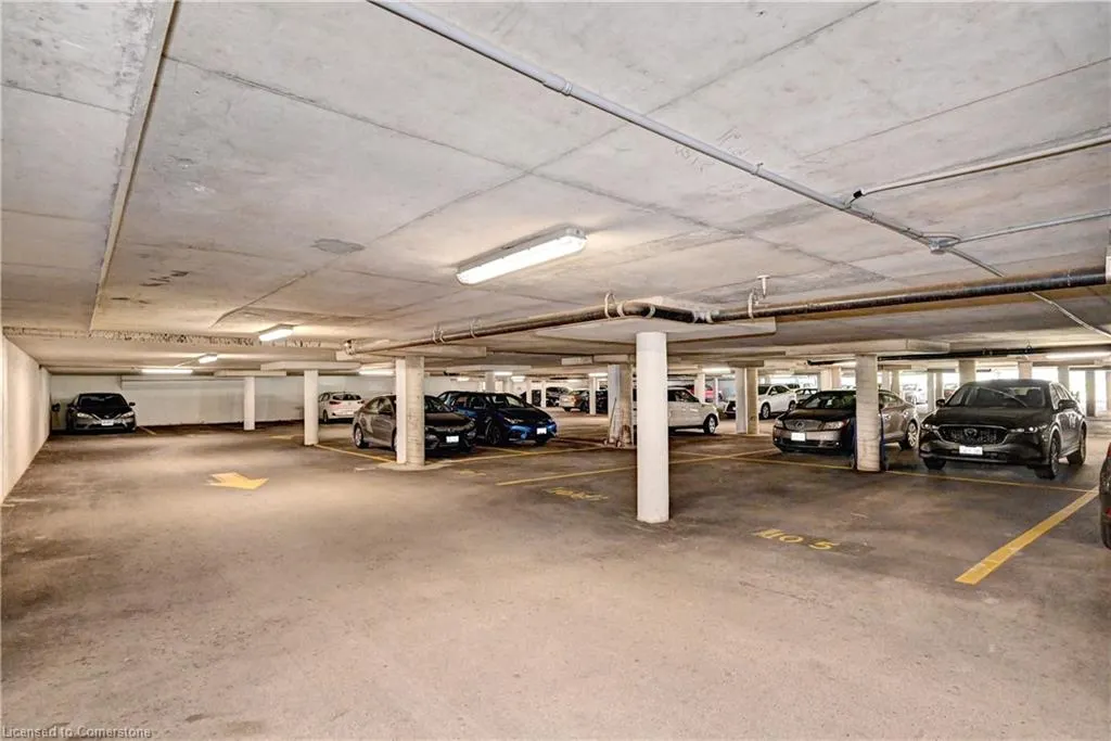 24 Marilyn Drive N, #401
