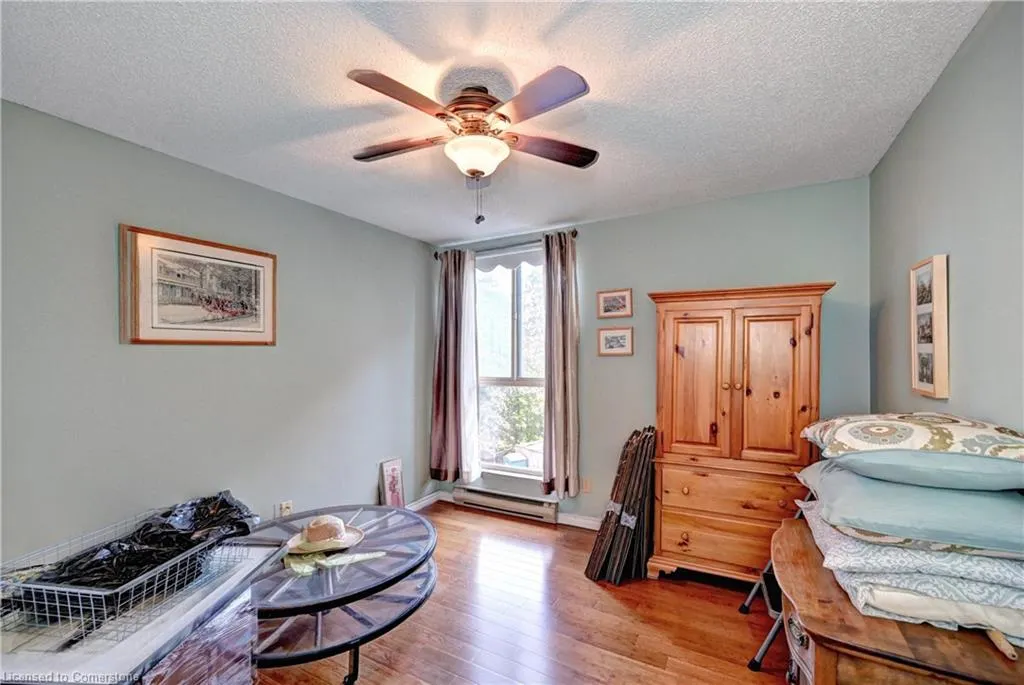 24 Marilyn Drive N, #401