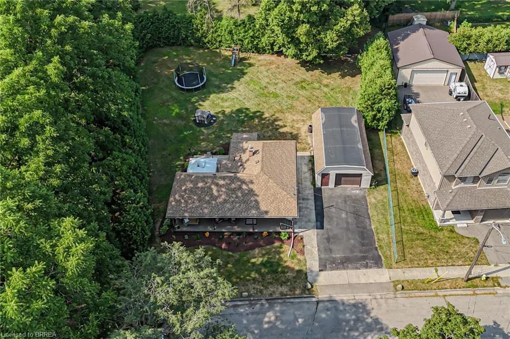 35 Wade Avenue