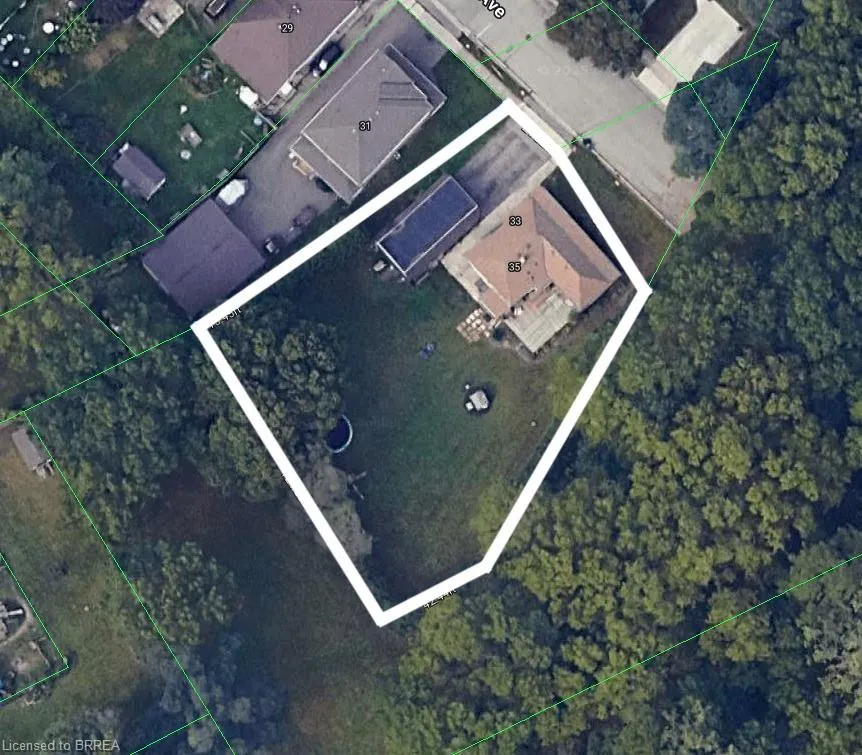 35 Wade Avenue