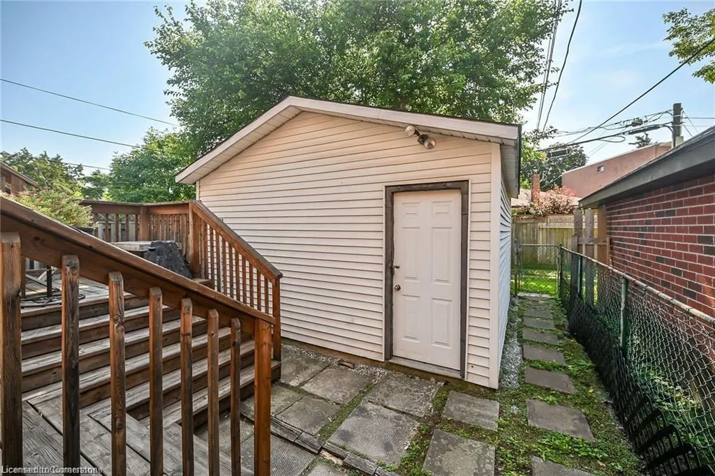49 East Bend Avenue S