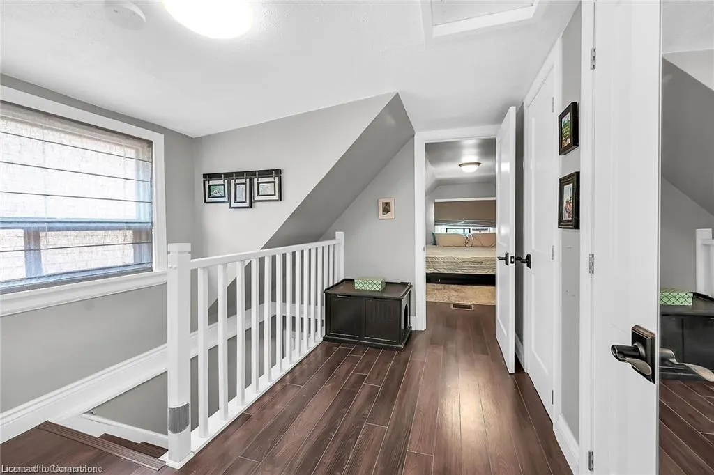 49 East Bend Avenue S