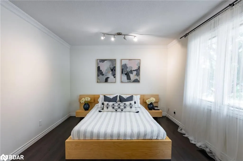 230 Kribs Street
