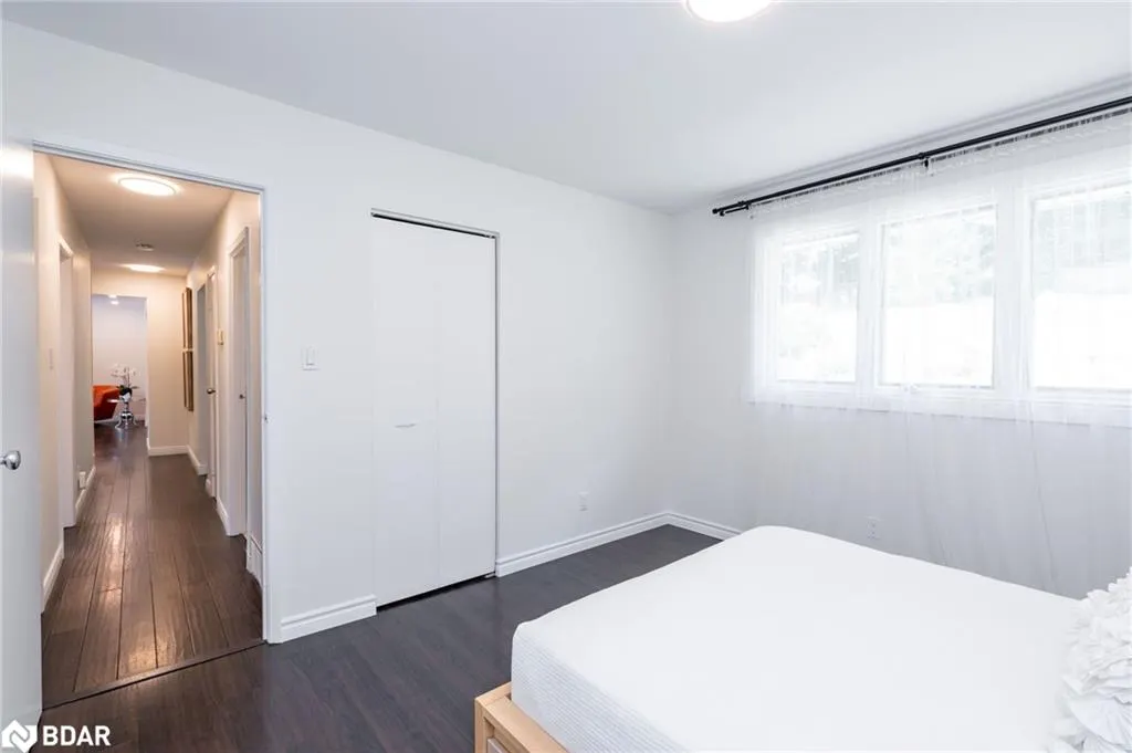 230 Kribs Street