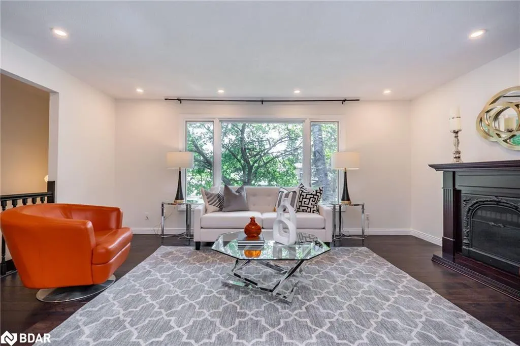 230 Kribs Street