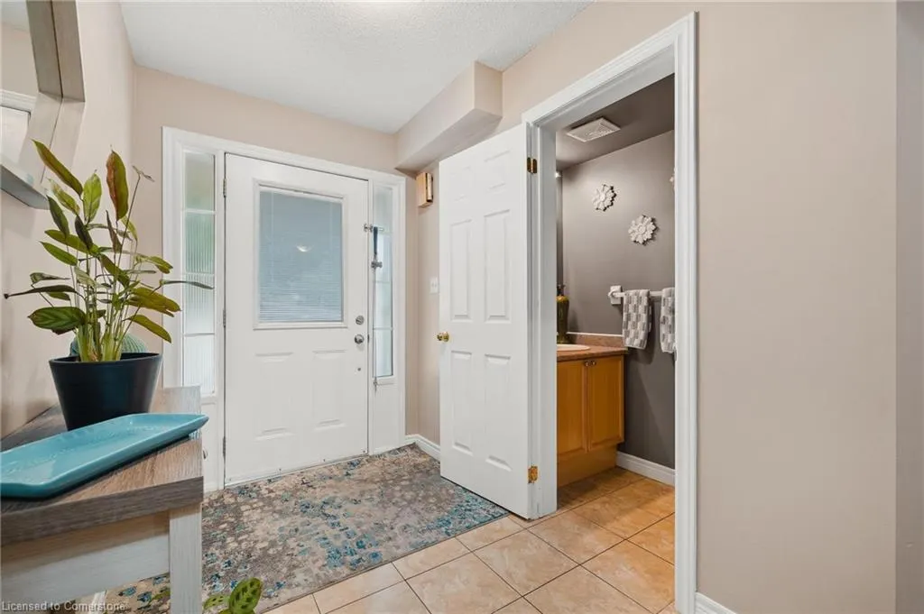 250 Ainslie Street S, #72