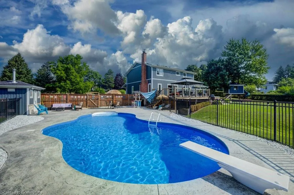 2305 Snyders Road E