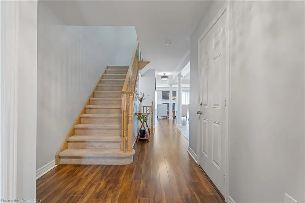 28 Charleswood Crescent Crescent