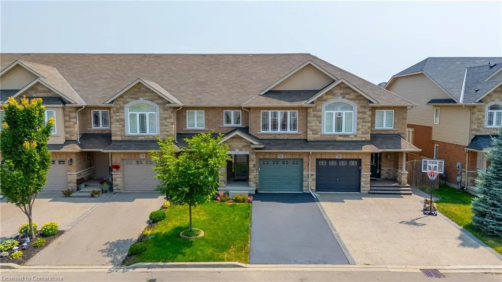 28 Charleswood Crescent Crescent