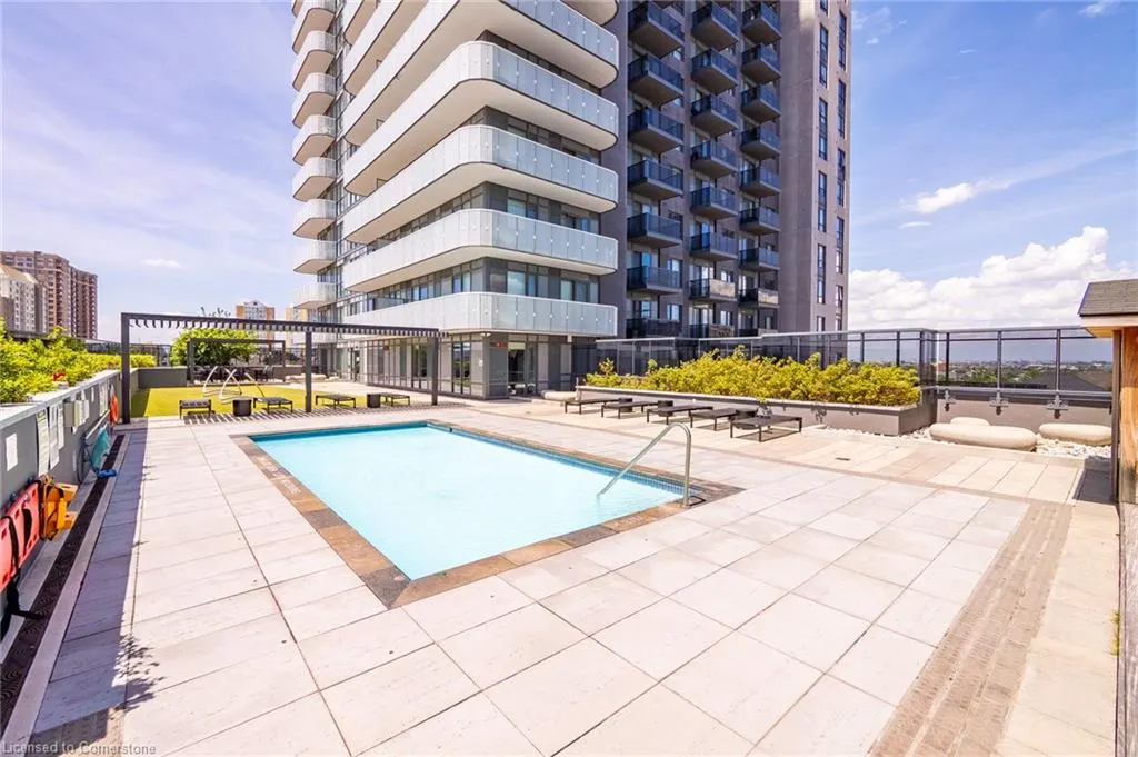 8 Nahani Way Way, #2921