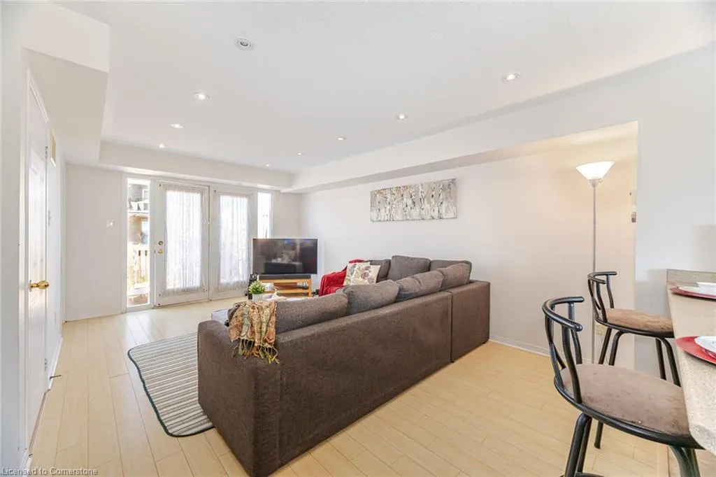 4855 Half Moon Grove, #3