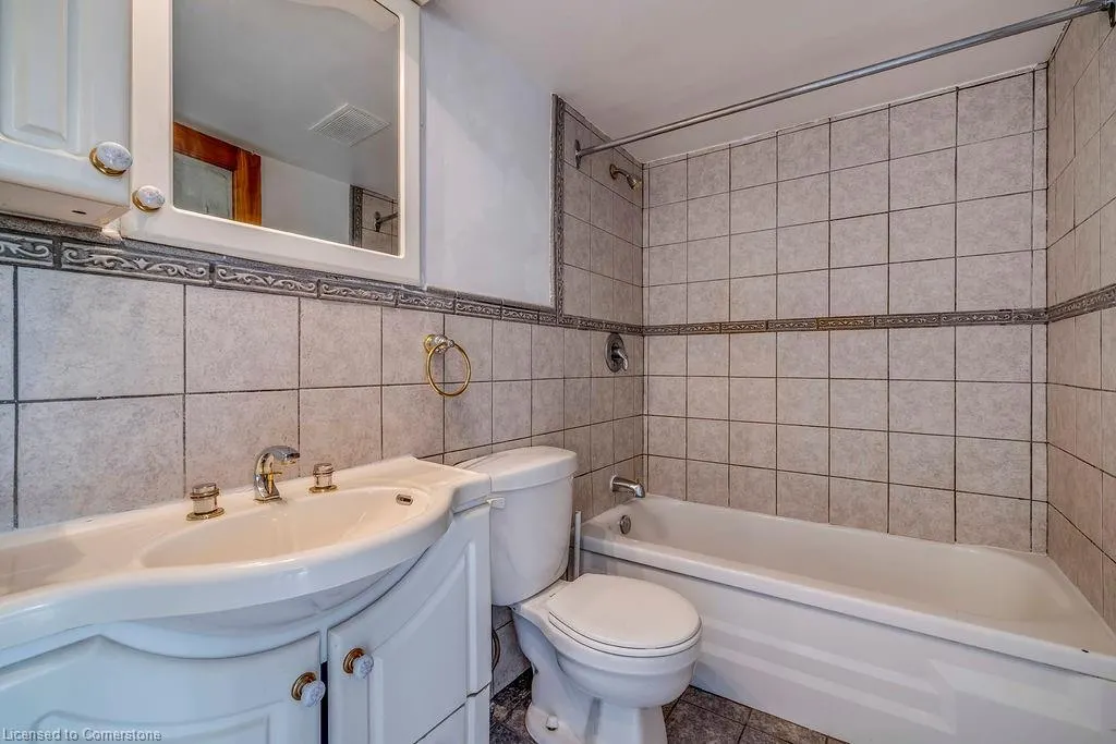 1950 Main Street W, #202