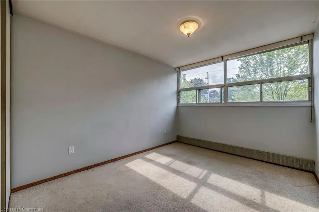 1950 Main Street W, #202