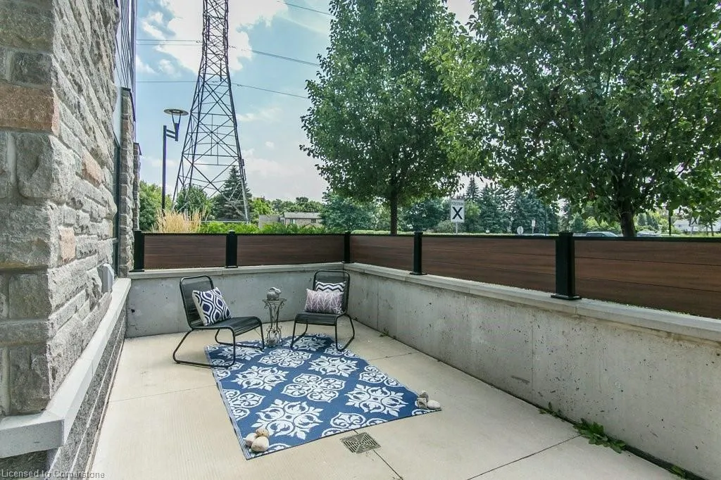 251 Northfield Drive E, #102