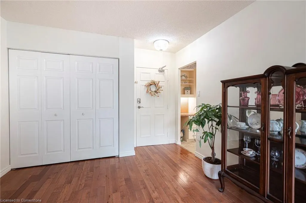 1964 Main Street W, #707