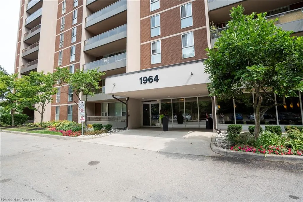 1964 Main Street W, #707