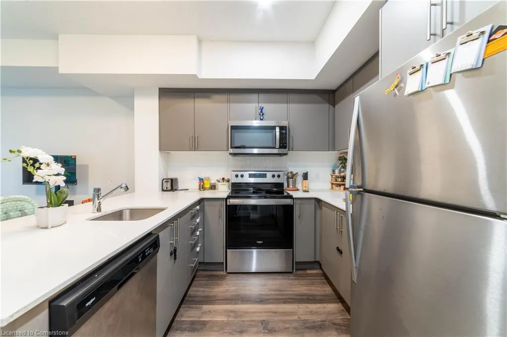 1201 Lackner Place, #211