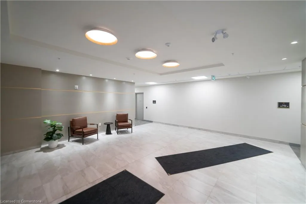 1201 Lackner Place, #211