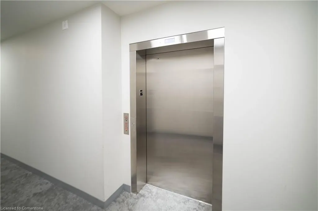 1201 Lackner Place, #211