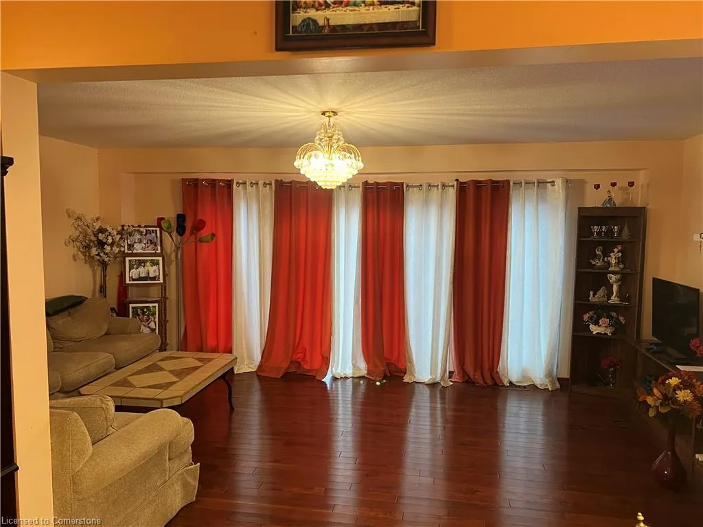 19 Mullin Drive, #Upper Level